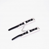 Бело-красные кожаные наручники - Crazy Handmade - купить с доставкой в Балашихе