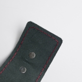 Черные кожаные наручники с красной строчкой - Crazy Handmade - купить с доставкой в Балашихе