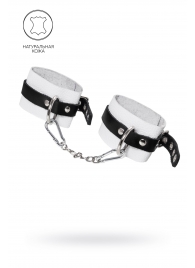Бело-черные мягкие оковы с одним ремешком и люверсами - Pecado - купить с доставкой в Балашихе