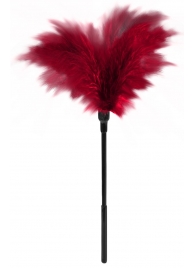 Пластиковая метелочка с красными пёрышками Small Feather Tickler - 32 см. - Blush Novelties - купить с доставкой в Балашихе