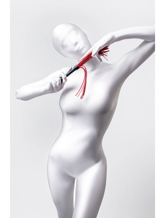 Красно-черный флоггер Anonymo - 28 см. - ToyFa - купить с доставкой в Балашихе