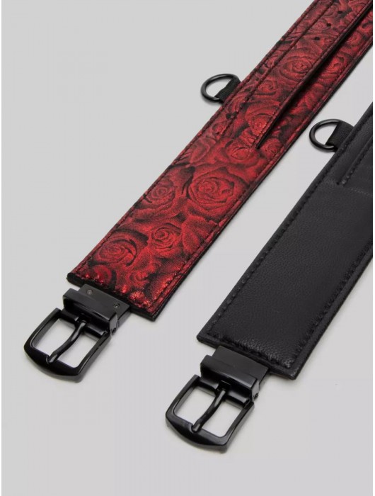 Красно-черные оковы Reversible Faux Leather Ankle Cuffs - Fifty Shades of Grey - купить с доставкой в Балашихе