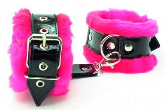 Оковы на ноги с розовым мехом BDSM Light - БДСМ Арсенал - купить с доставкой в Балашихе