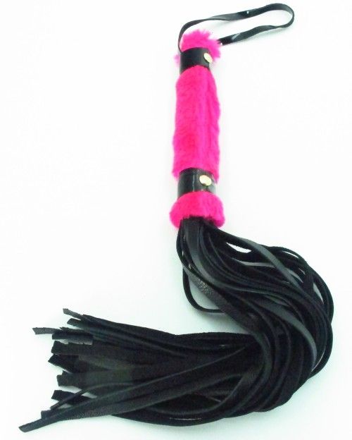 Нежная плеть с розовым мехом BDSM Light - 43 см. - БДСМ Арсенал - купить с доставкой в Балашихе