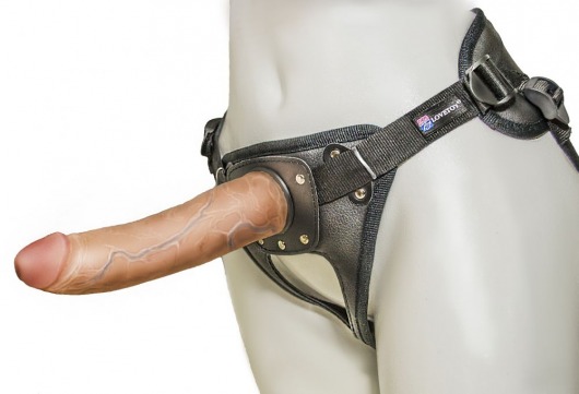 Насадка-фаллоимитатор на кожаных трусиках Harness Ultra Realistic 7  - 18 см. - LOVETOY (А-Полимер) - купить с доставкой в Балашихе